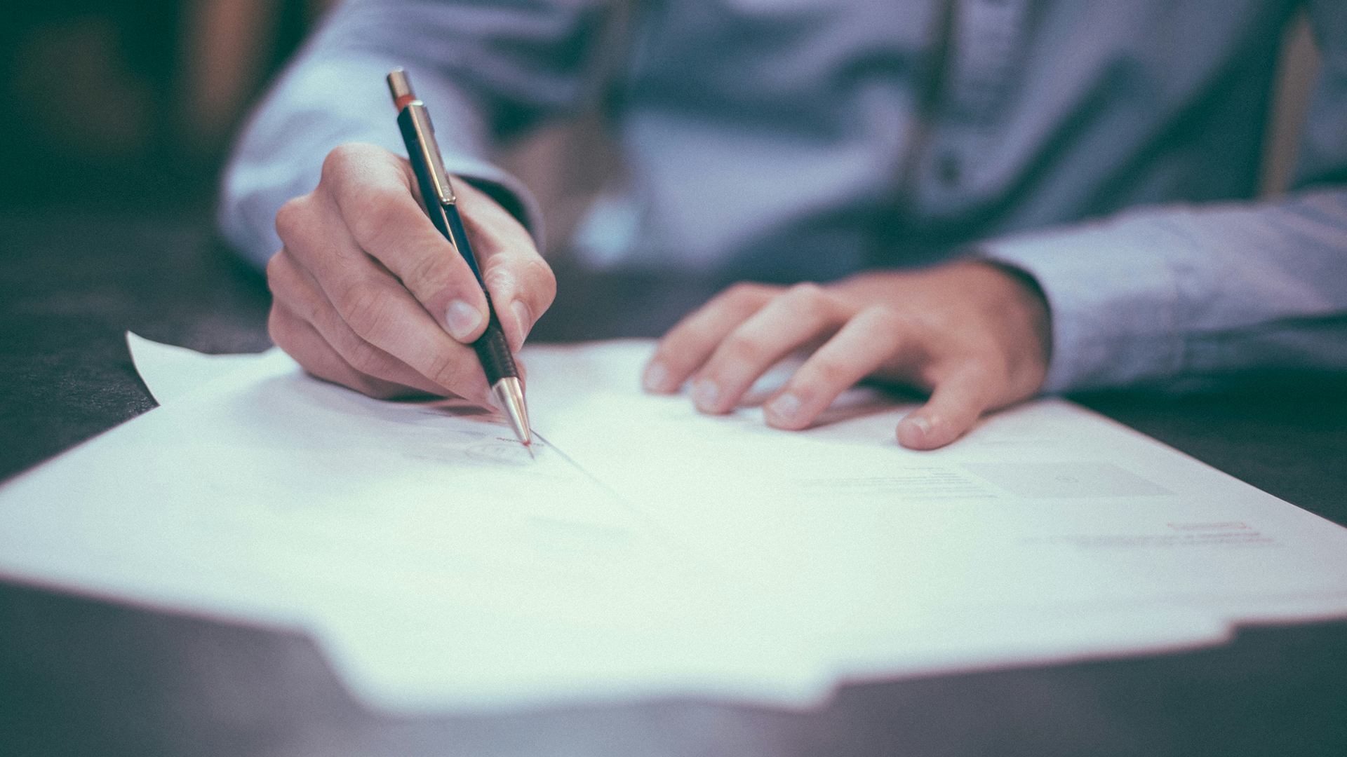 Les informations indispensables dans un courrier officiel